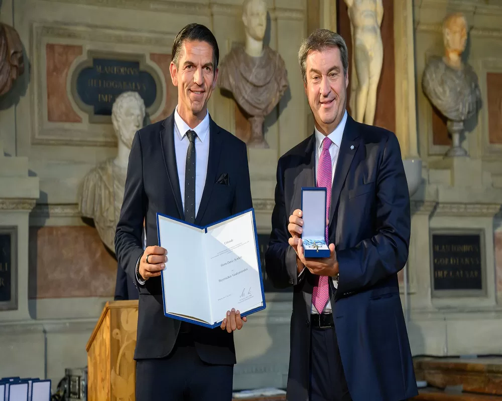 Deniz Aytekin’e Bavyera Liyakat Nişanı