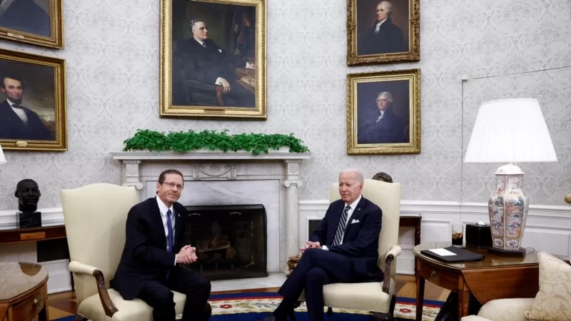 ABD Başkanı Biden İsrail Cumhurbaşkanı Herzog'u Beyaz Saray’da ağırladı