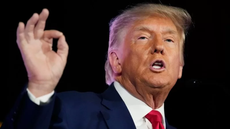 Eski Başkan Trump 2020 seçimlerine ilişkin soruşturmada hedef alındığını söyledi