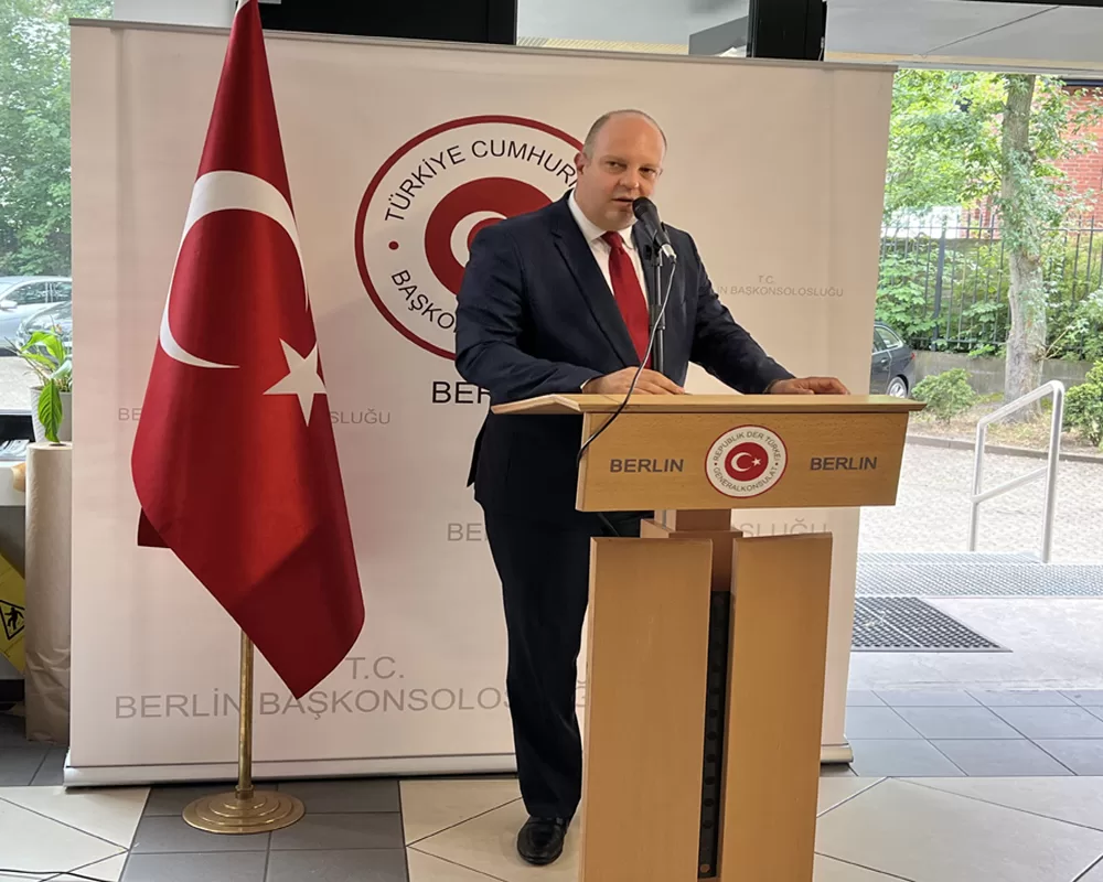 ‘Başarılarınızla gurur duyuyorum’