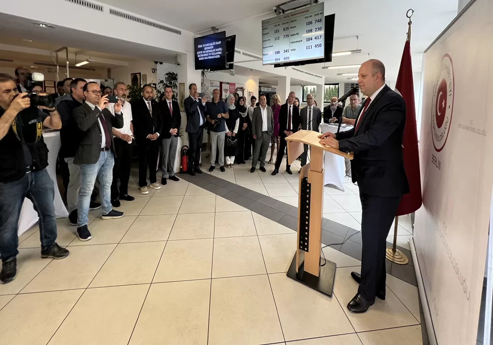 ‘Başarılarınızla gurur duyuyorum’
