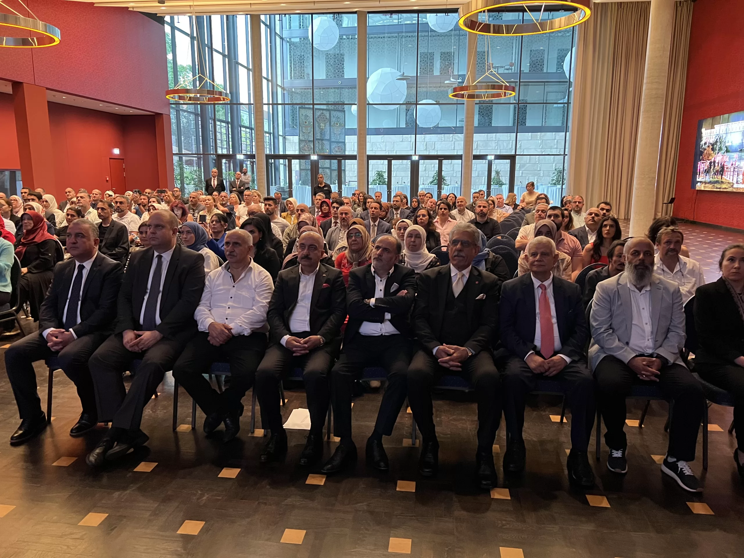 Berlin`de 15 Temmuz şehitleri törenlerle anıldı