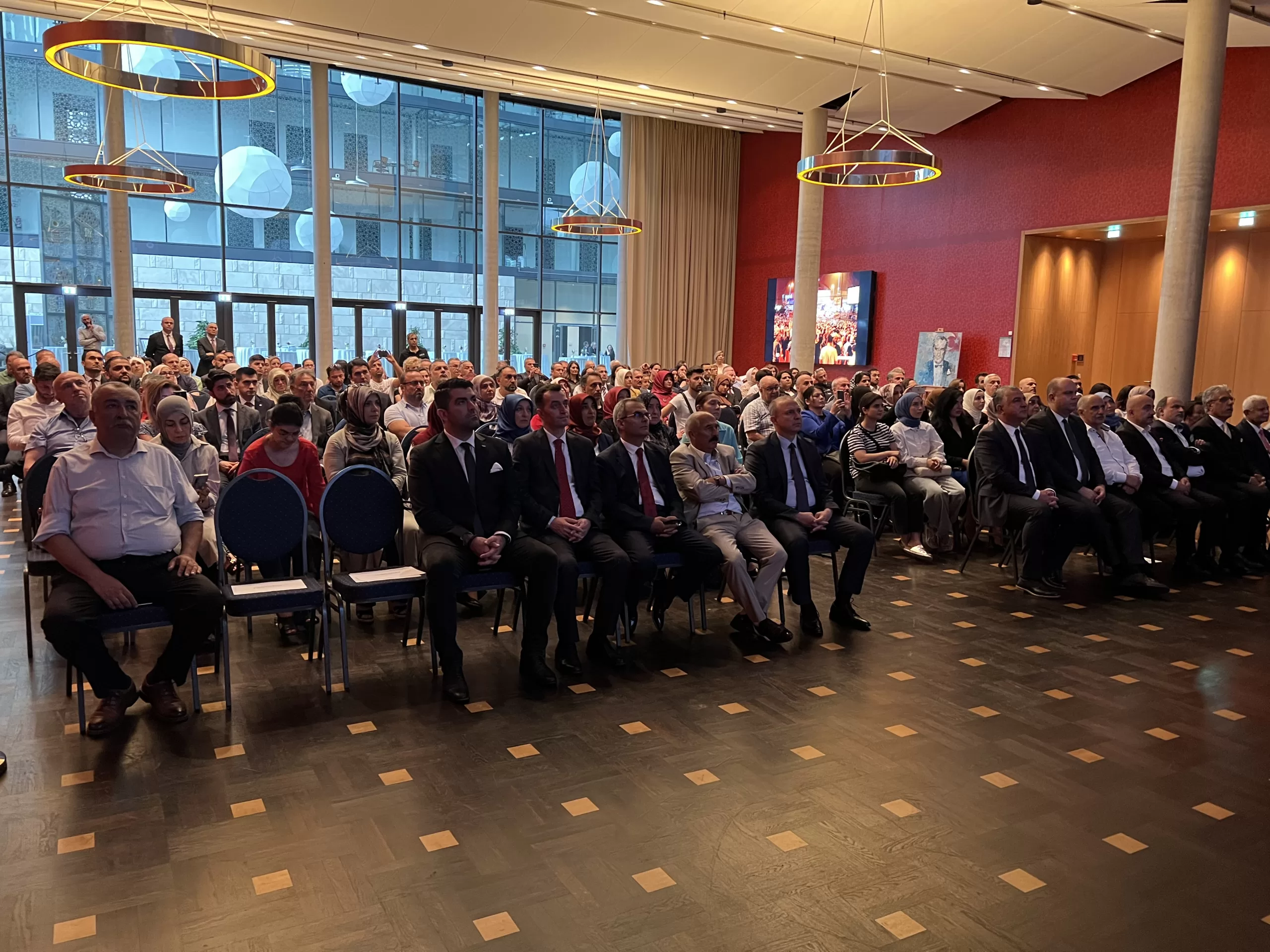 Berlin`de 15 Temmuz şehitleri törenlerle anıldı