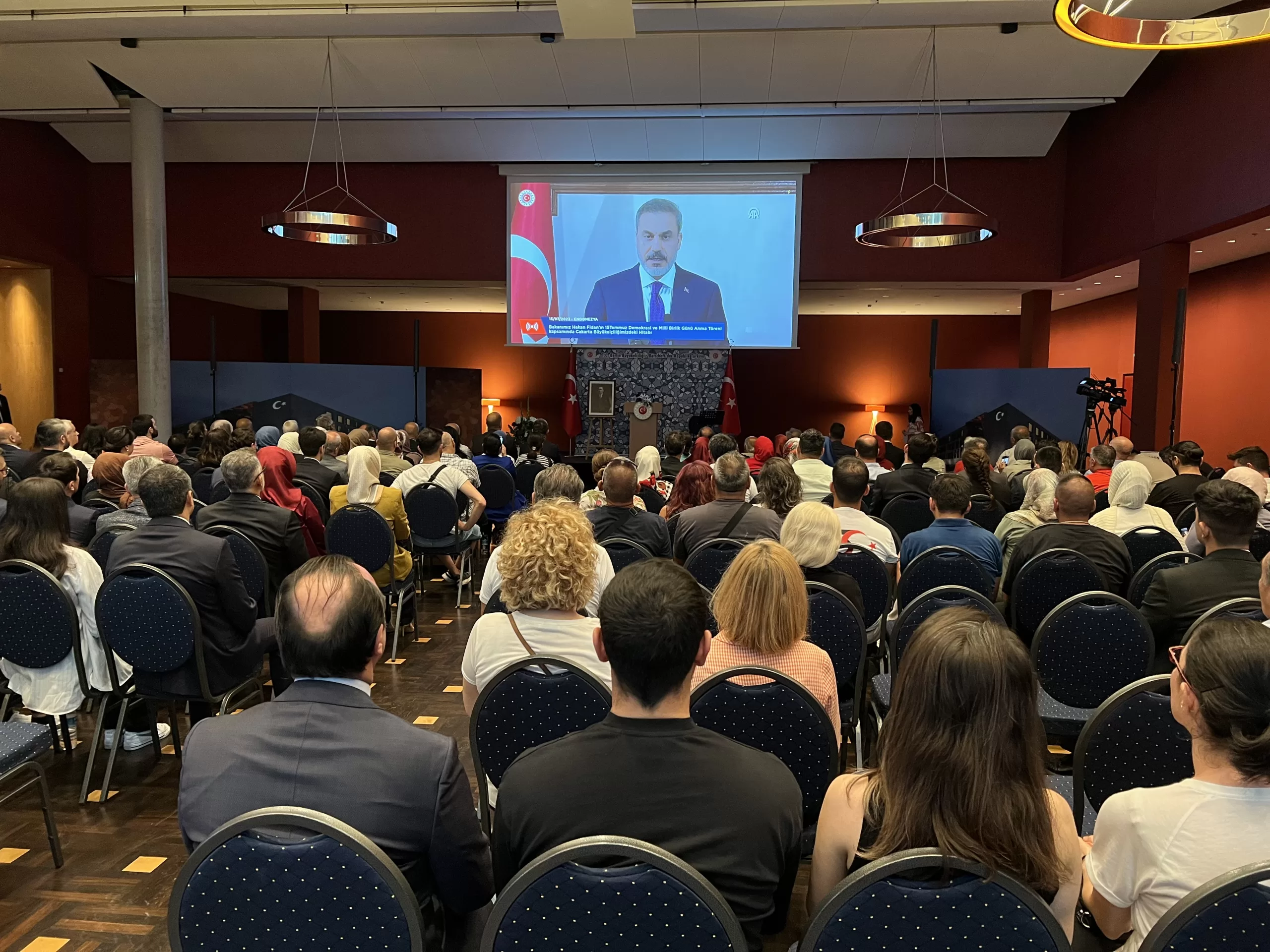 Berlin`de 15 Temmuz şehitleri törenlerle anıldı