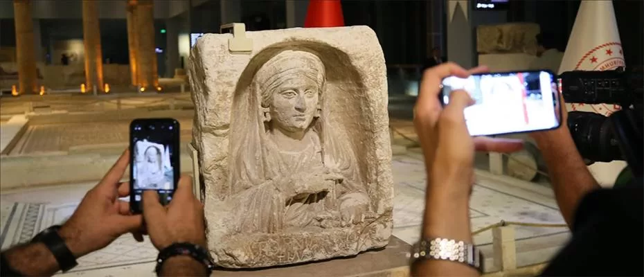 İtalya'dan iadesi sağlanan Zeugma kökenli mezar steli Türkiye'de