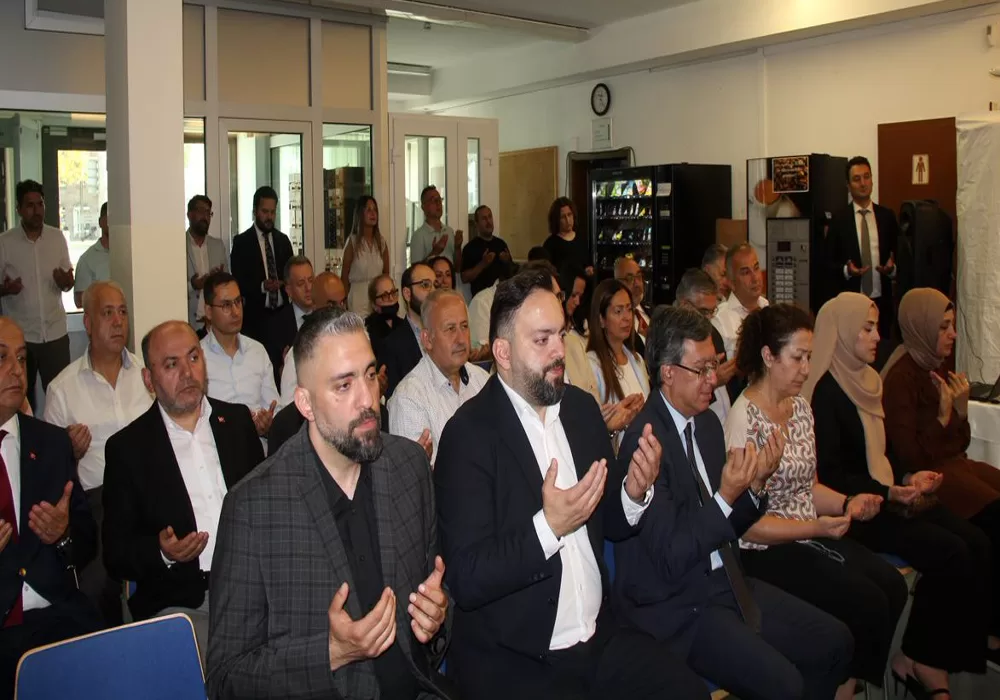Nürnberg Konsolosluğunda Demokrasi Şehitleri Anıldı