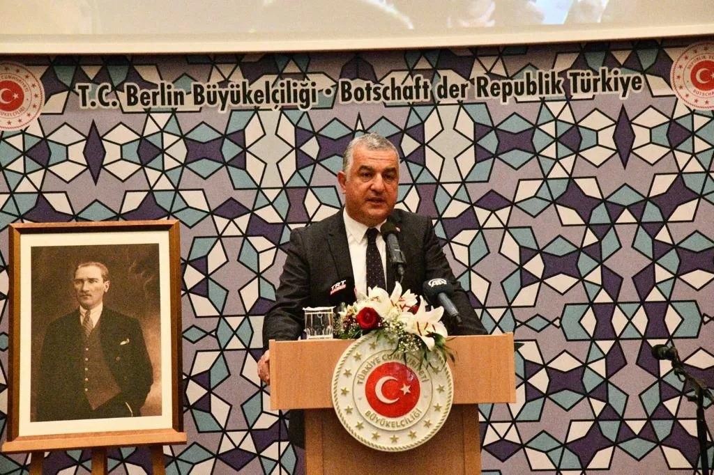 Berlin`de 15 Temmuz şehitleri törenlerle anıldı
