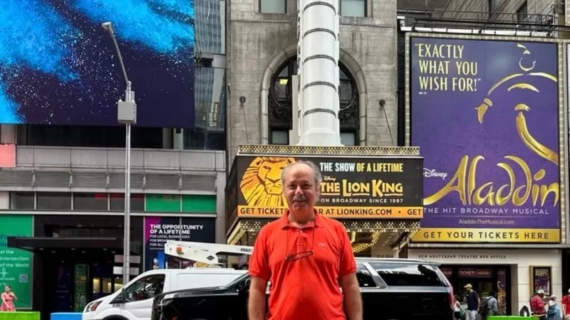 “Yönettiğim oyunların bir gün Broadway’de oynamasını çok isterim”