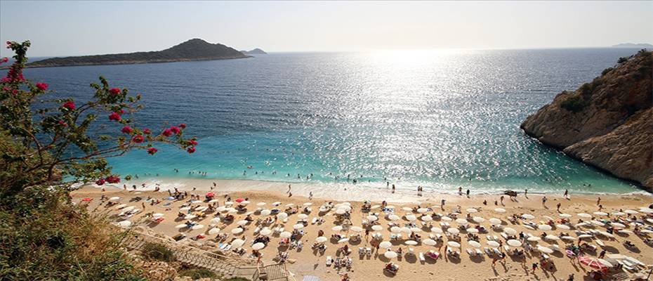 Antalya'ya en fazla turist Rusya ve Almanya'dan geldi