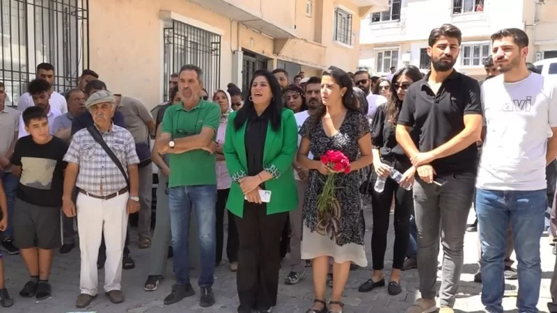 Beybahçe saldırısında yaşamını yitirenler anıldı