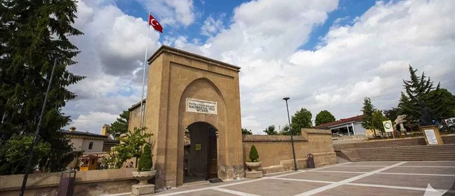 Hacı Bektaş Veli Külliyesi'nde 8 günde 135 binden fazla ziyaretçi ağırlandı