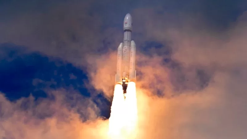 Hindistan'ın uzay aracı Chandrayaan-3'ün Ay'a beklenen inişi yapmasına saatler kaldı