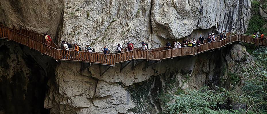 Kanyonları ile ünlü Pınarbaşı 2022’deki turist sayısını geçti