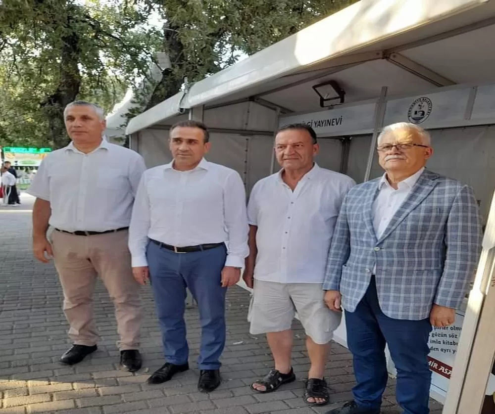 “Çocuklarımıza kitap okuma alışkanlığı kazandıralım”