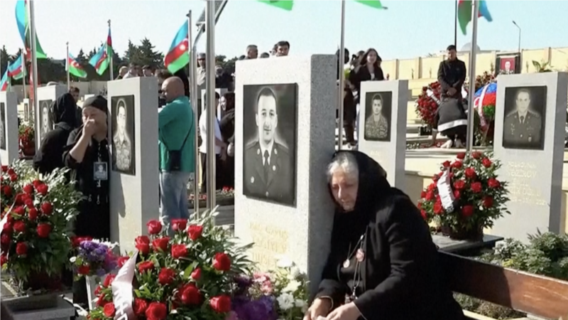 2. Karabağ Savaşı’nda ölenler Azerbaycan’da törenle anıldı