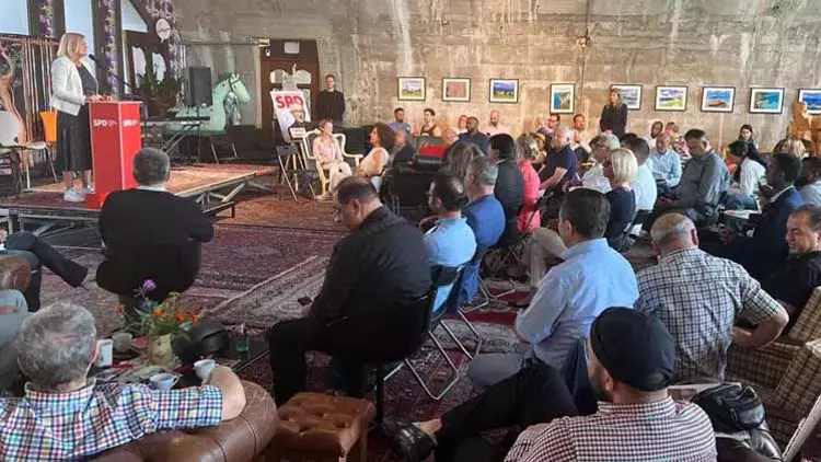 Almanya için en büyük tehlike ırkçılık