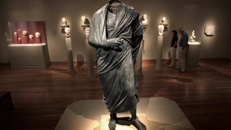 Cleveland Sanat Müzesi koleksiyonundaki Türkiye'den yağmalanan Marcus Aurelius heykeline el kondu