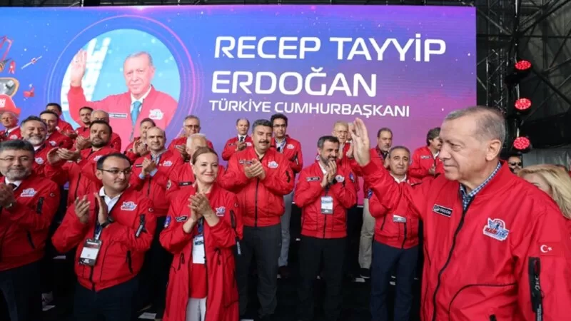 Cumhurbaşkanı Erdoğan Teknofest’te CHP’li belediyeleri hedef aldı