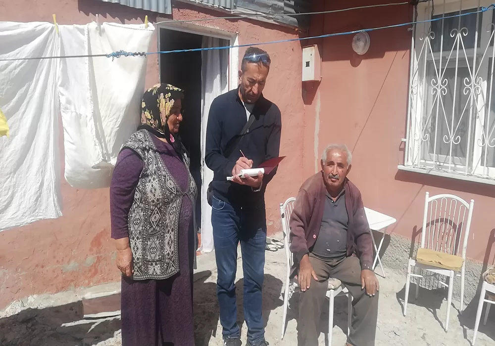 Sivas'ta ayılar köyü bastı ondört tavuk telef oldu