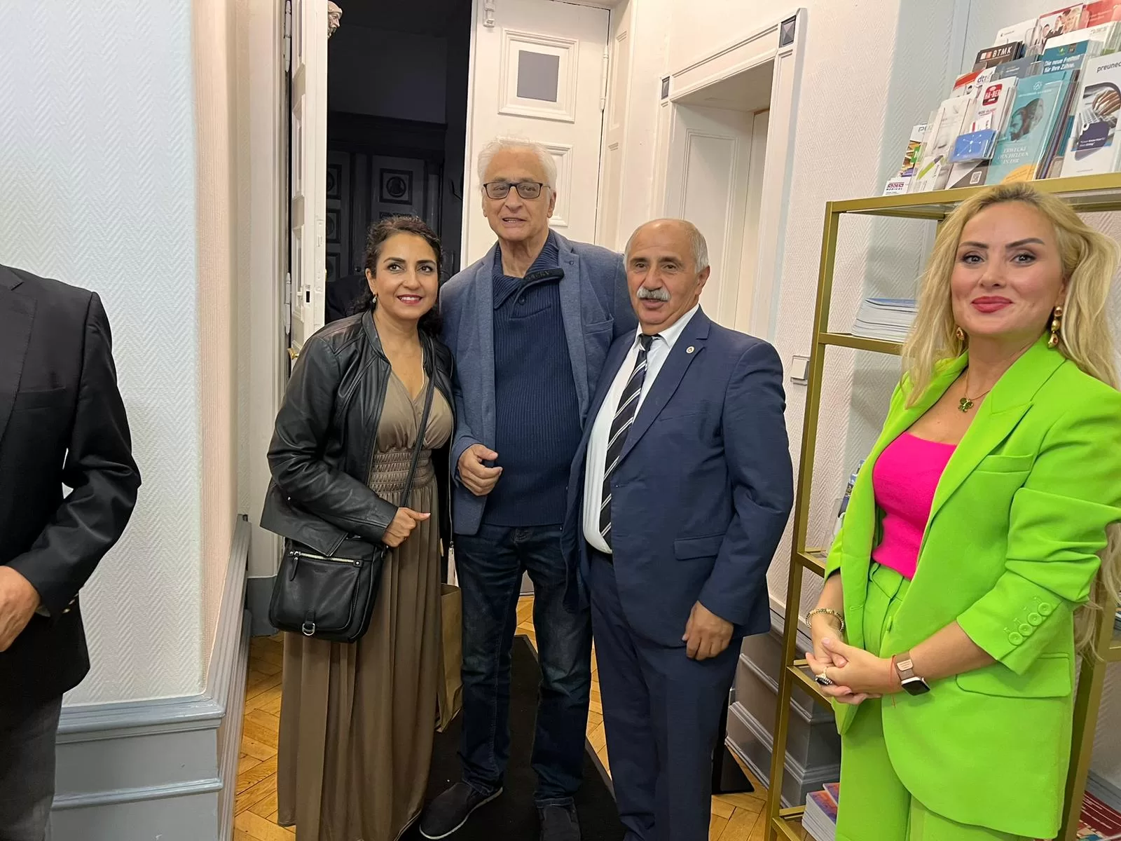 TDU`dan Başkonsolos Yücekök’e muhteşem veda töreni