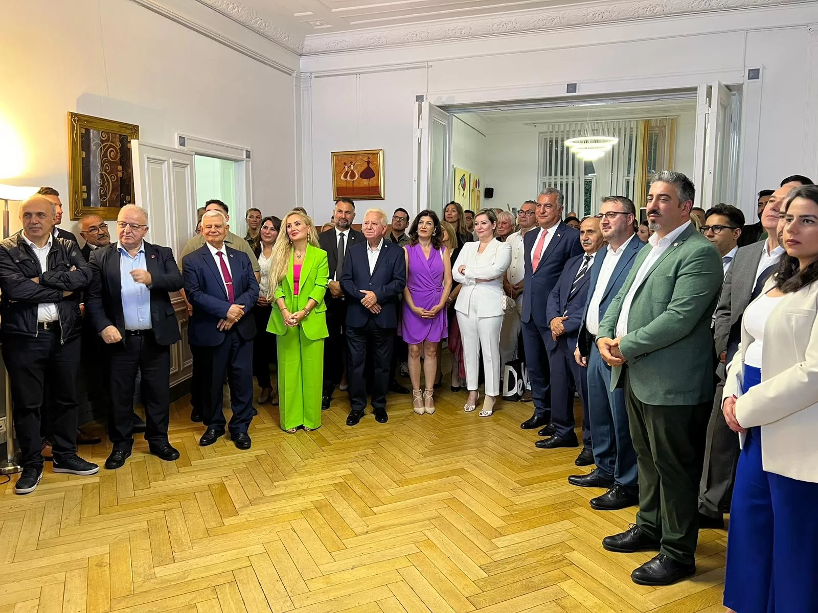 TDU`dan Başkonsolos Yücekök’e muhteşem veda töreni