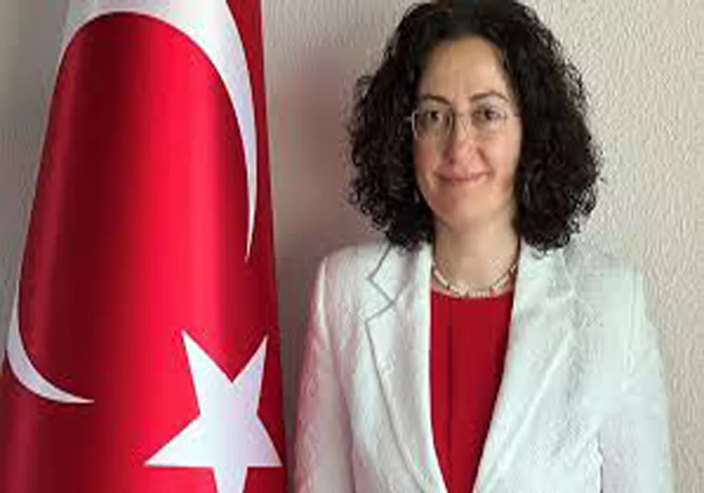 Başkonsolos Fatma Taşan Cebeci’ye ziyaretçi akını