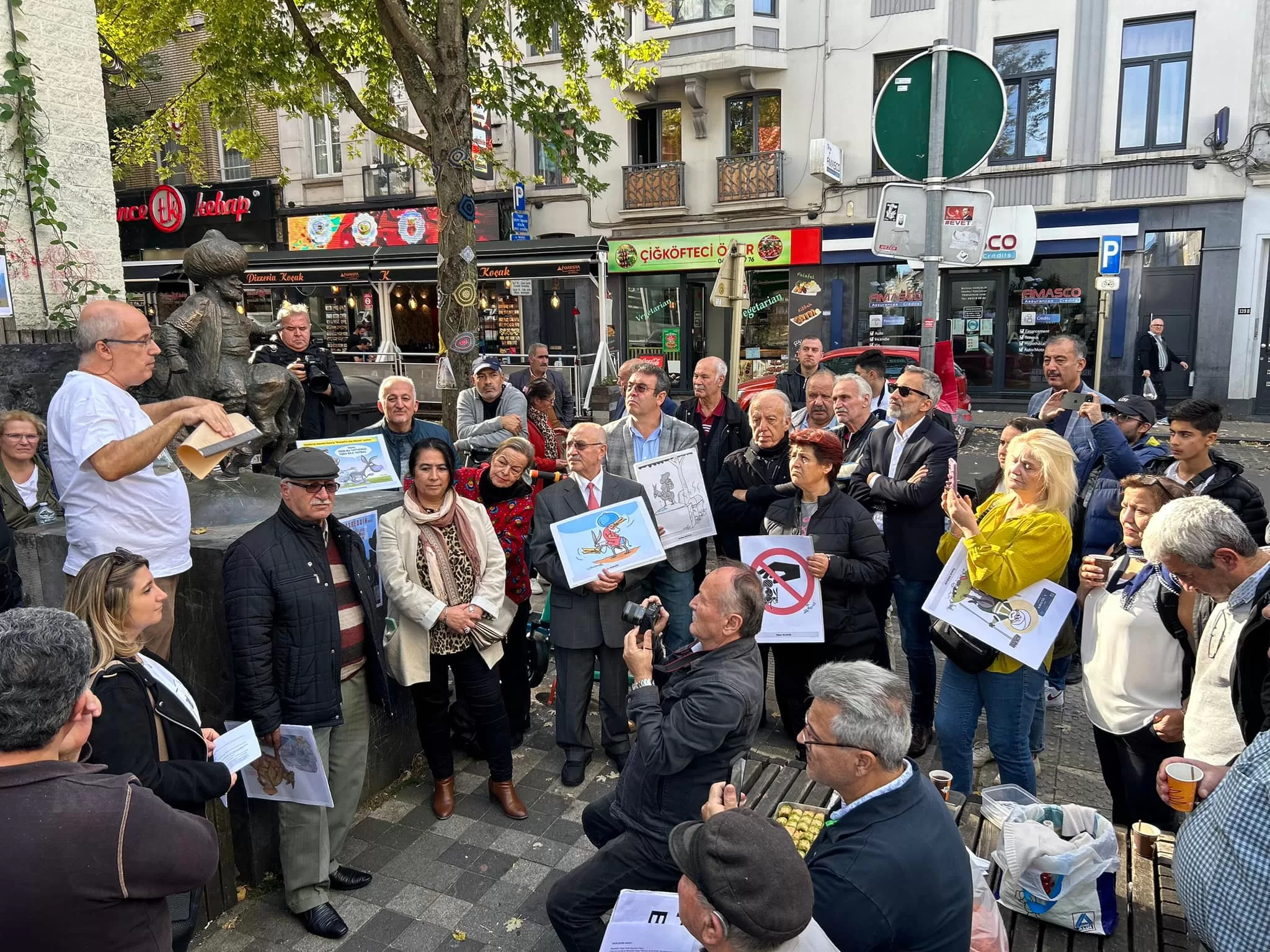 Brüksel'de Nasrettin Hoca`da birleştiler