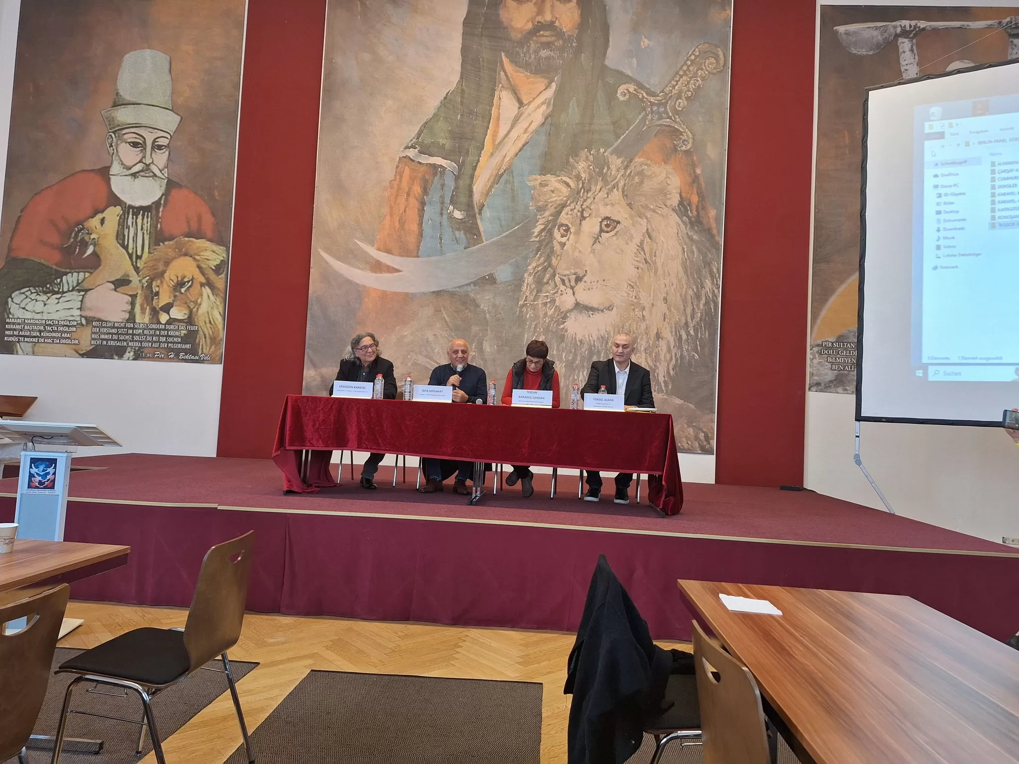 Cumhuriyeti sonsuza dek yaşatacağız