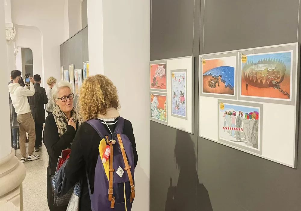 Hamburg`da açılan "60. Yıl Göç Karikatür Sergisi" büyük ilgi gördü