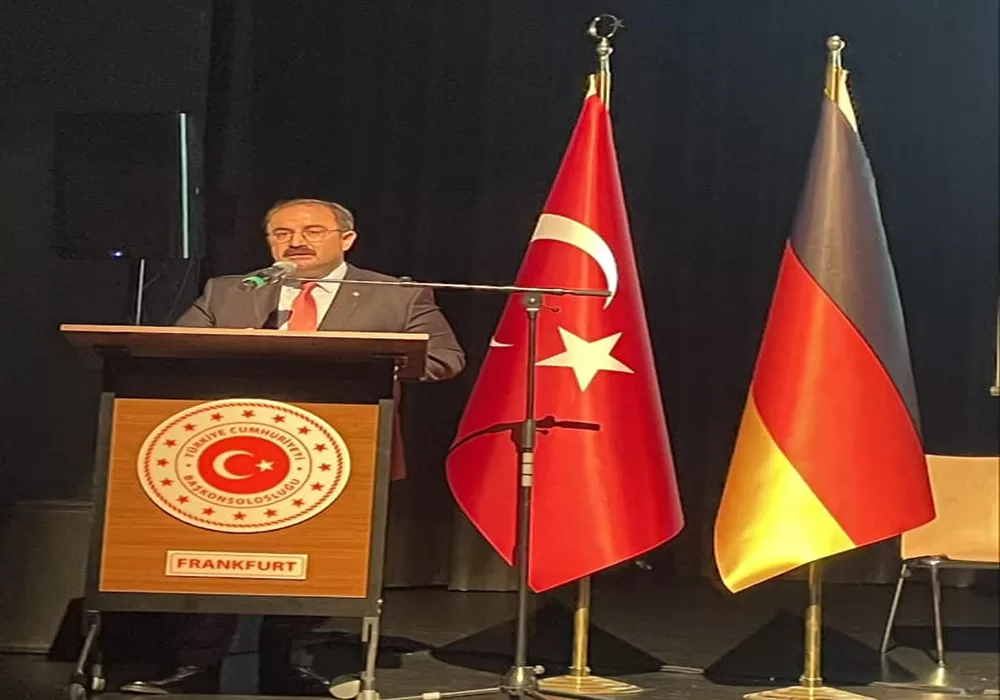 “YAŞASIN TÜRKİYE CUMHURİYETİ”
