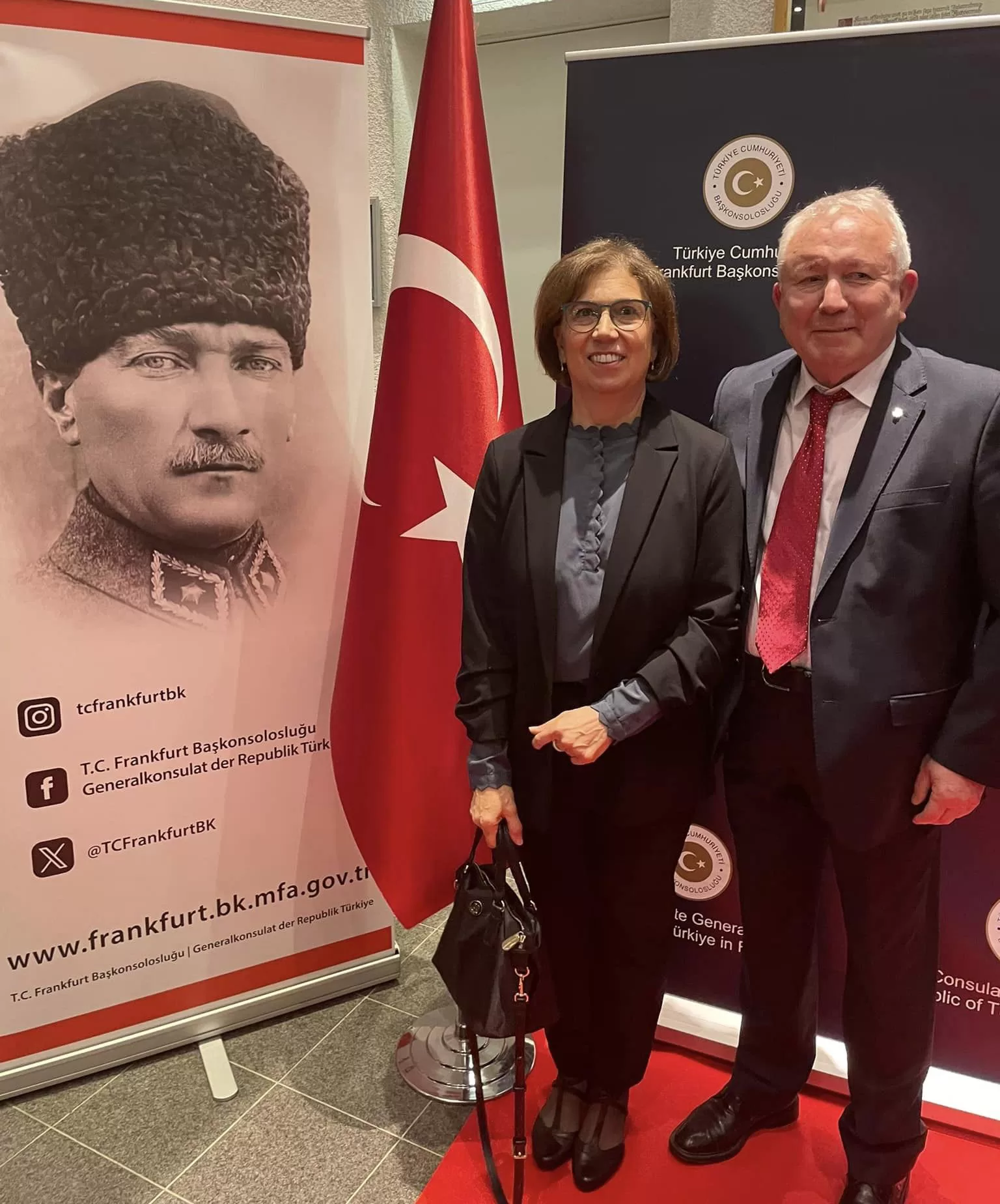 “YAŞASIN TÜRKİYE CUMHURİYETİ”