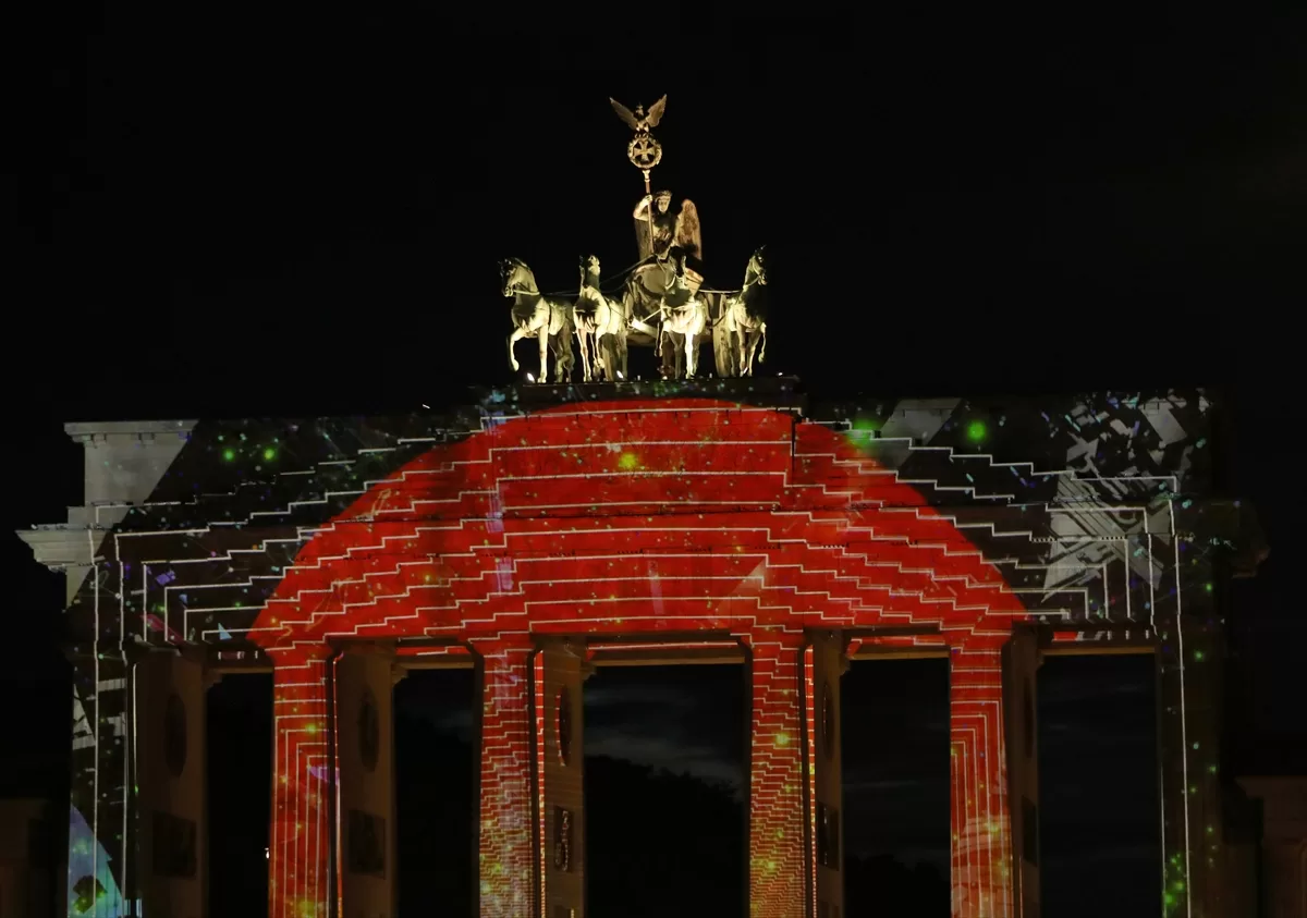 Berlin'de ışık festivali başladı