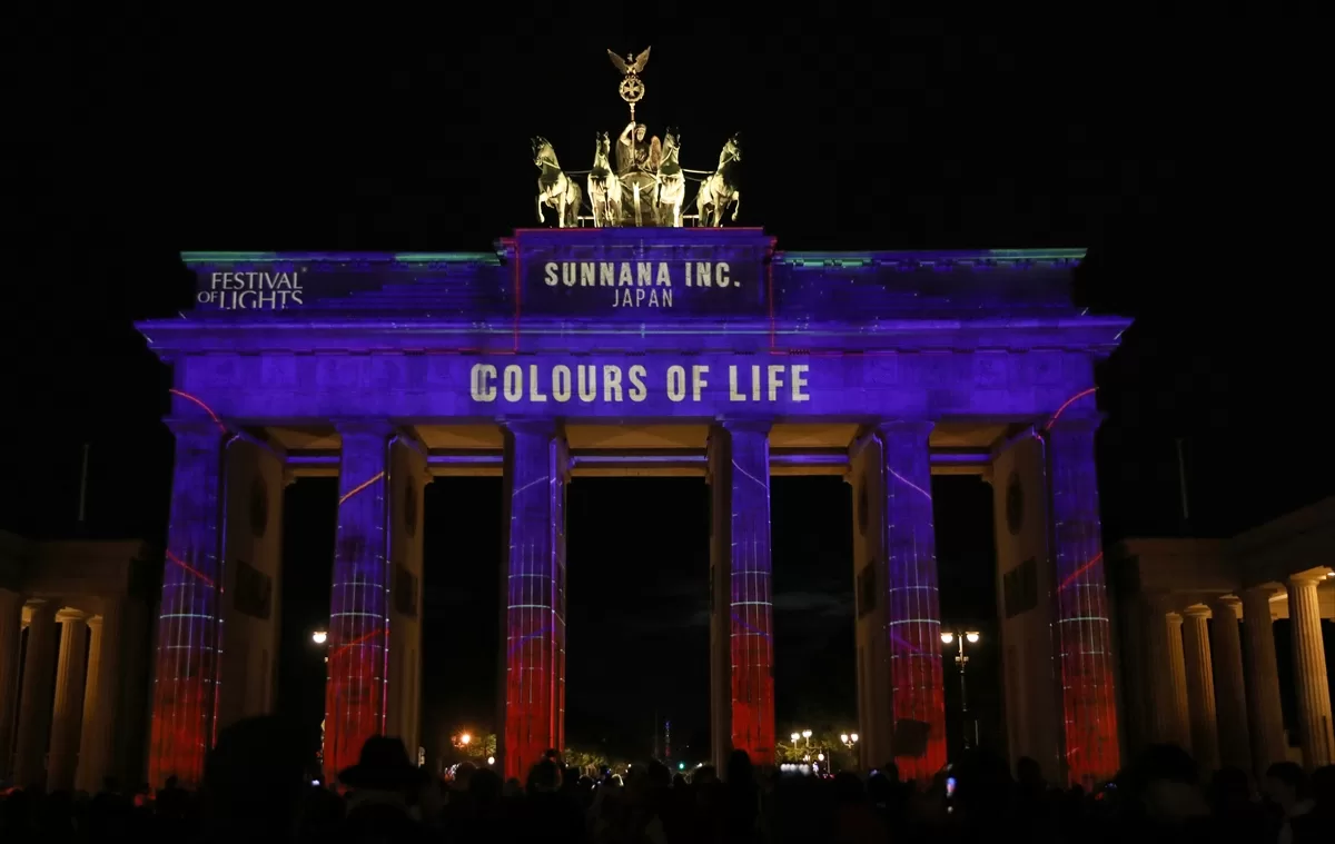 Berlin'de ışık festivali başladı