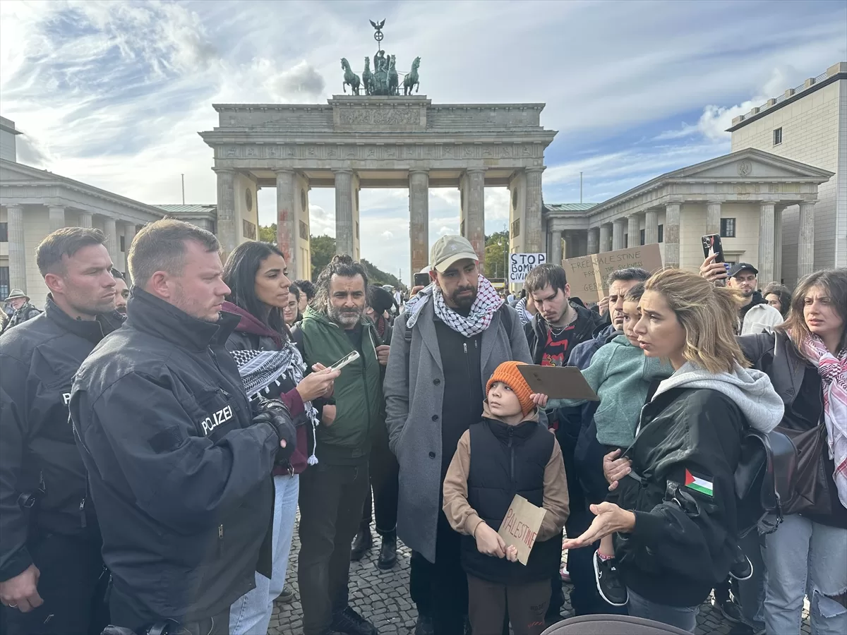 Berlin'de Filistinlilerle dayanışma gösterisine izin verilmedi