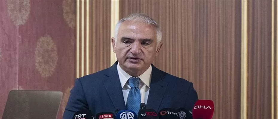 Bakan Ersoy, İsviçre'de bulunan 37 tarihi eserin yurda getirileceğini bildirdi