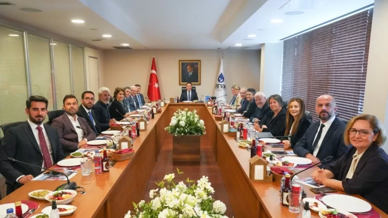 Biz iktidarda olsaydık direkt F-35 isteyecektik