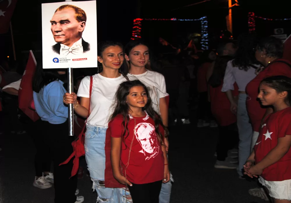 Antalya'da Fener Alaylı Muhteşem Cumhuriyet Coşkusu!
