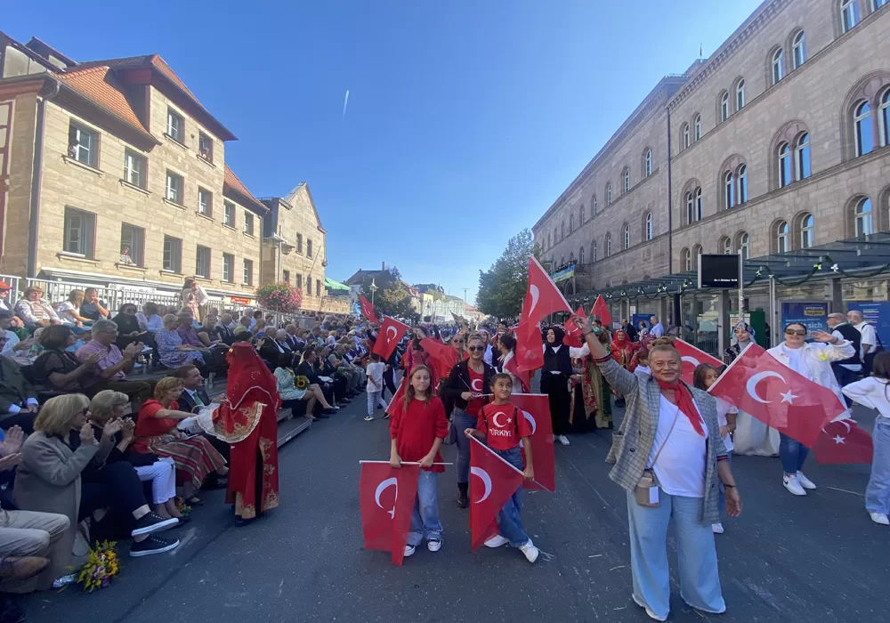 Hasat Bayramında alkışlar Fürth Türk Topluma