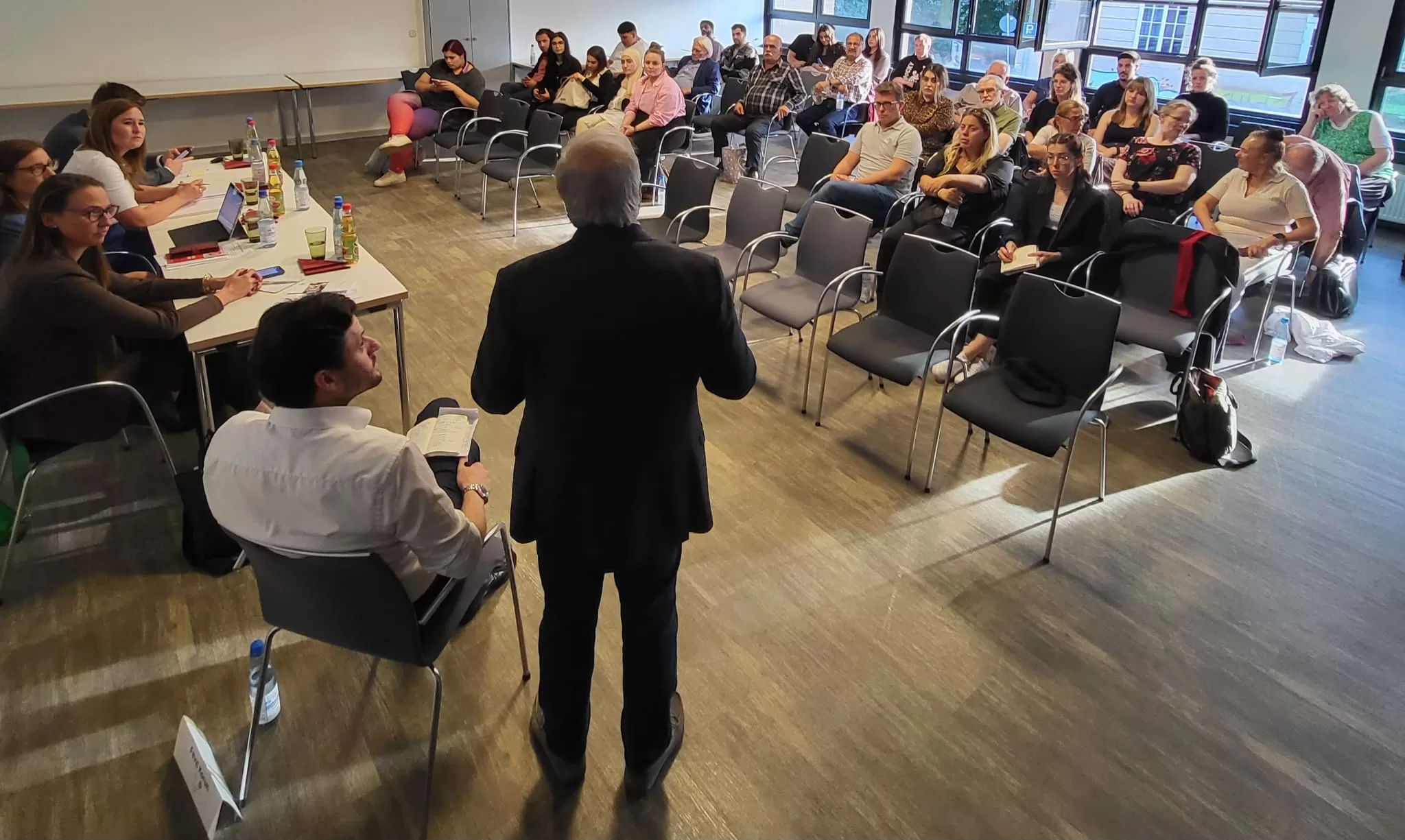 Demokrasiyi yaşatmak için herkes oyunu kullanmalı