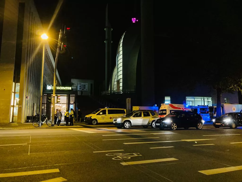 Bomba imhası için tahliye edilen sakinlere DİTİB Camisi ev sahipliği yapıyor