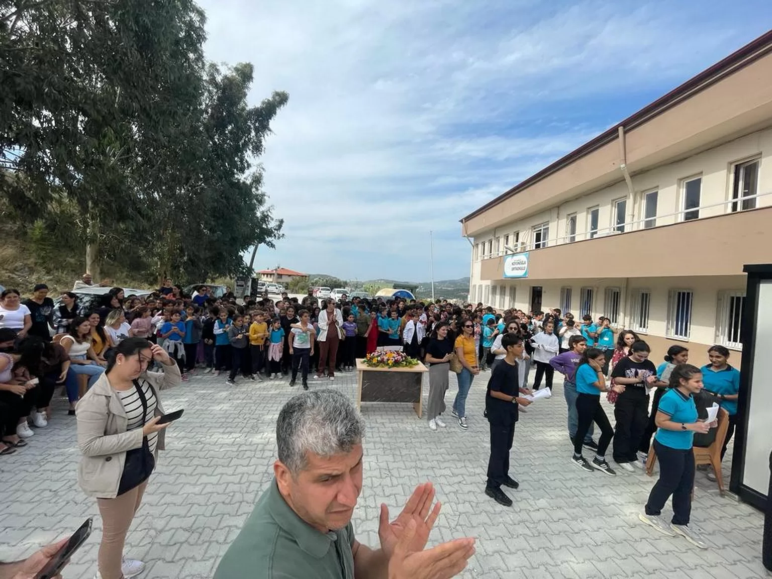 ADD Berlin Hatay’da Kütüphane Kurdu