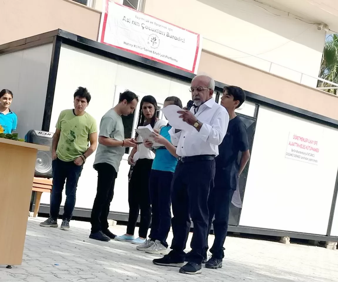 ADD Berlin Hatay’da Kütüphane Kurdu