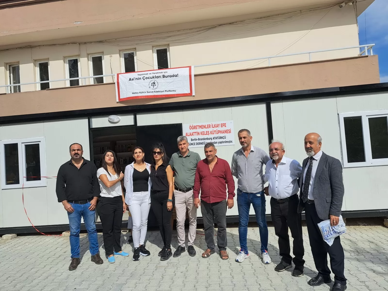 ADD Berlin Hatay’da Kütüphane Kurdu