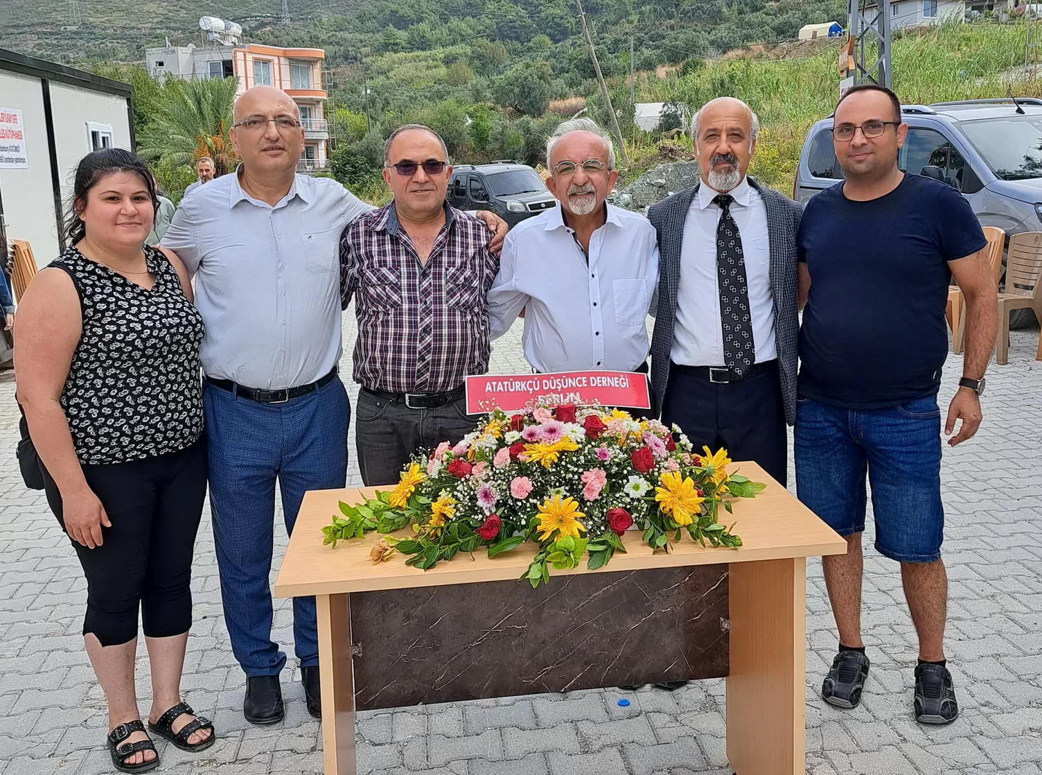 ADD Berlin Hatay’da Kütüphane Kurdu