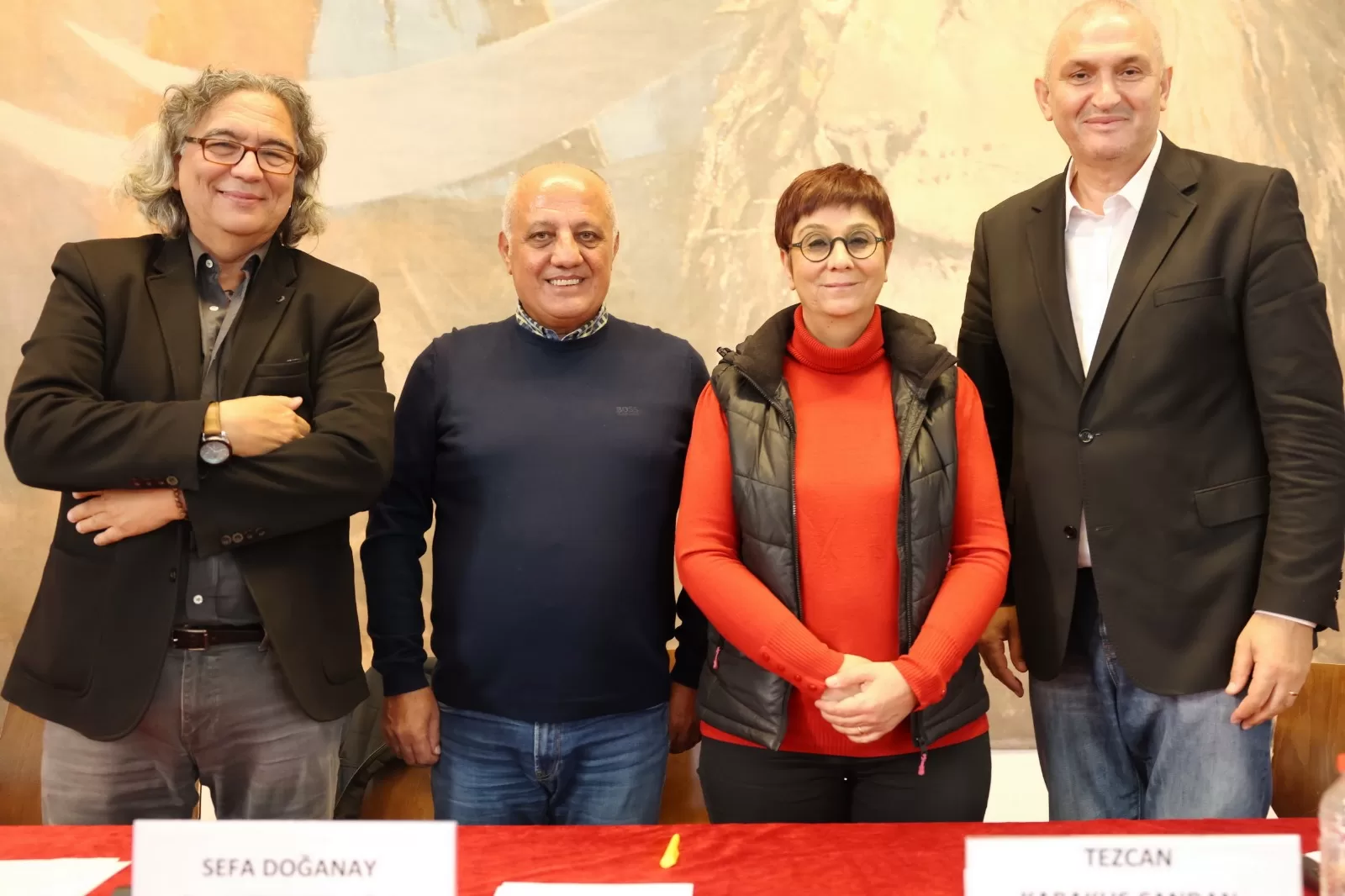 Cumhuriyeti sonsuza dek yaşatacağız