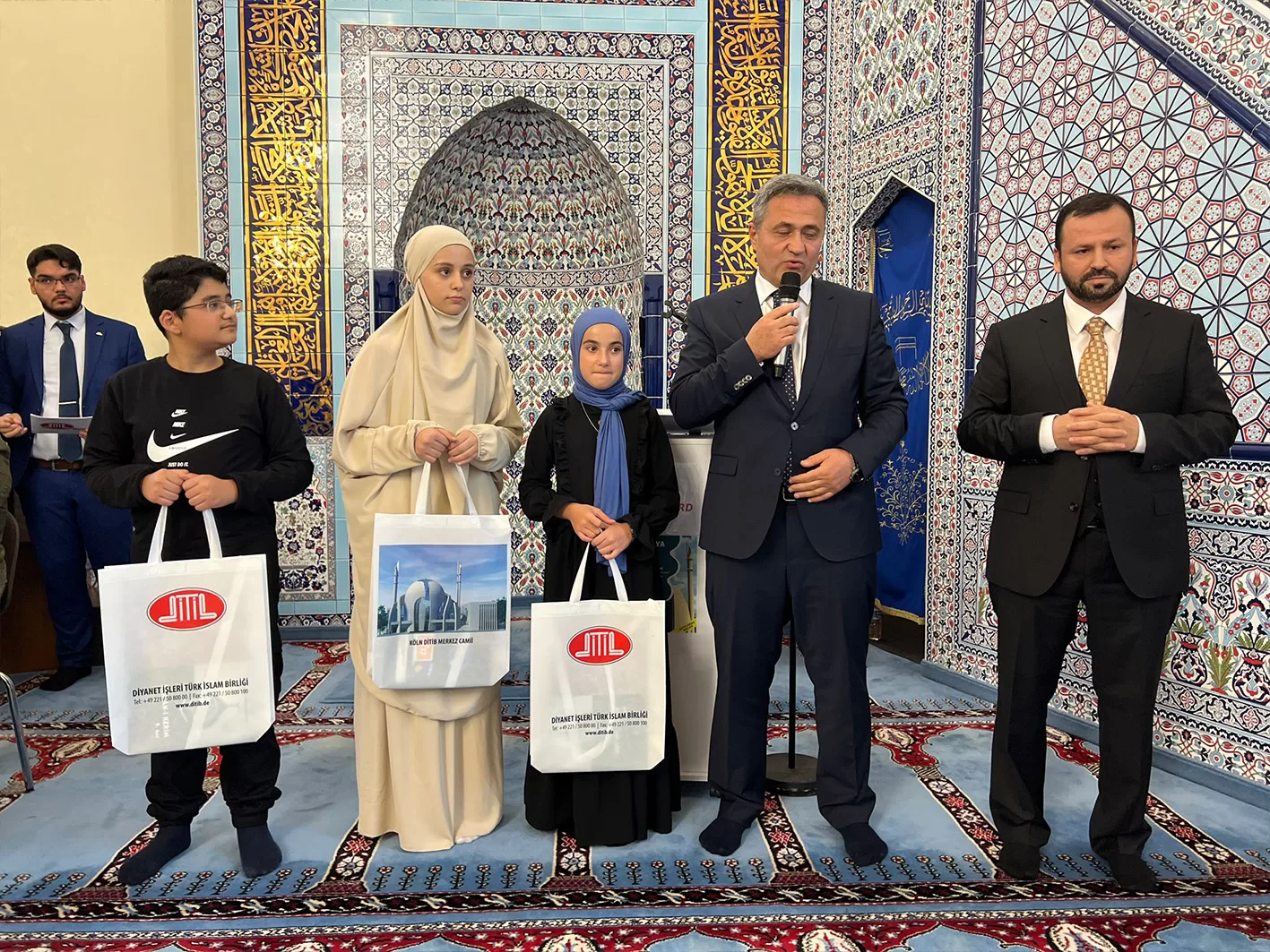 Hamburg’da ilk İmam Hatip Lisesi açıldı