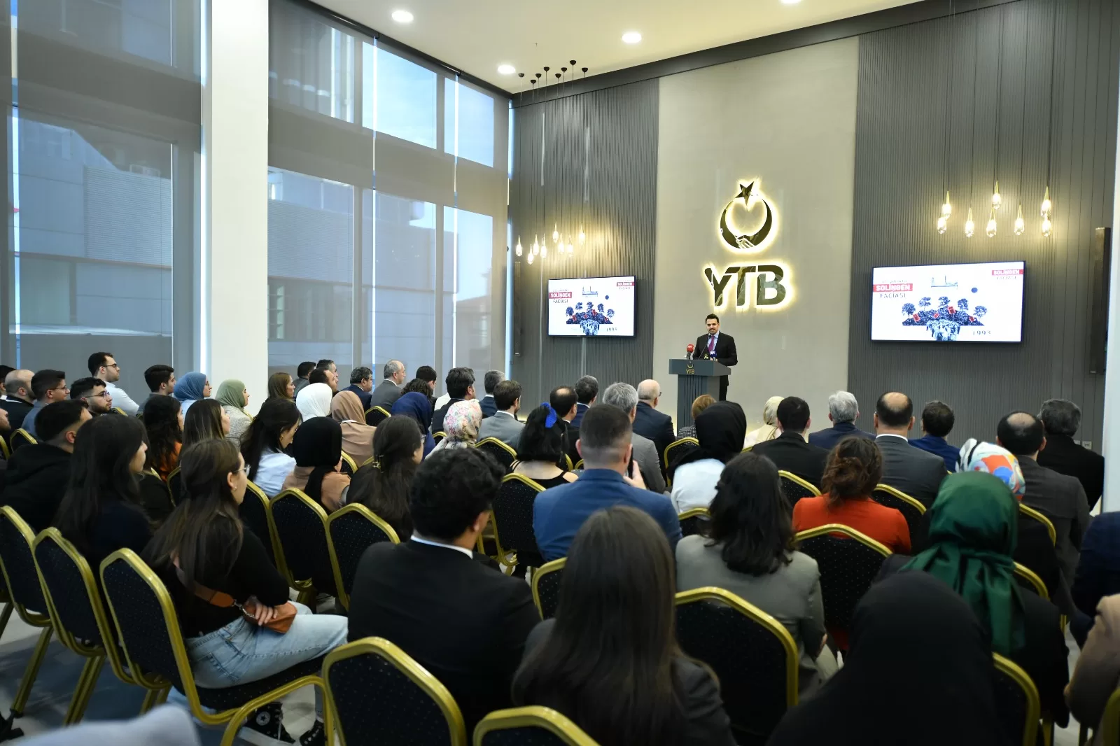 YTB Başkanı Eren: “MEVLÜDE ANA TÜM DÜNYAYA İNSANLIK DERSİ VERDİ”