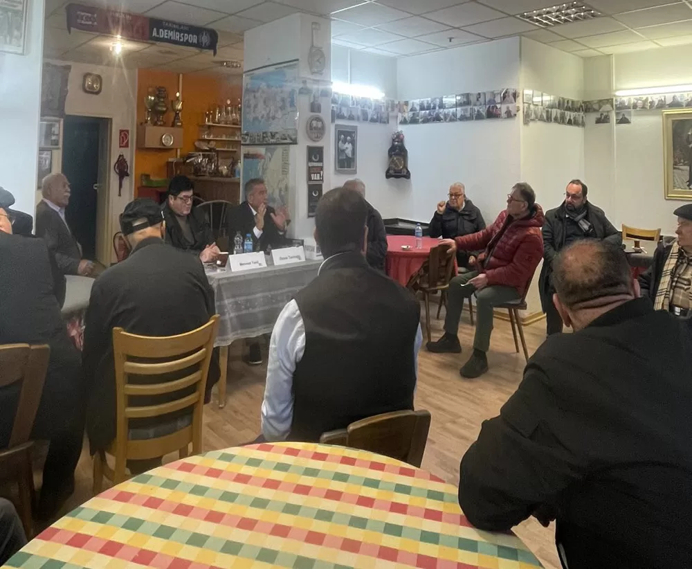 Türk Emekliler hakları konusunda bilgilendirildi