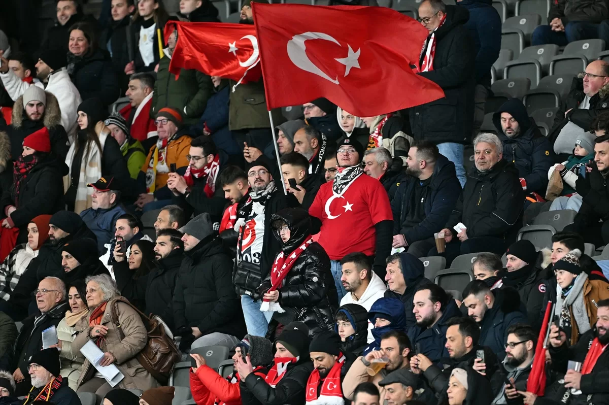 Türkiye deplasmanda Almanya'yı 3-2 mağlup etti