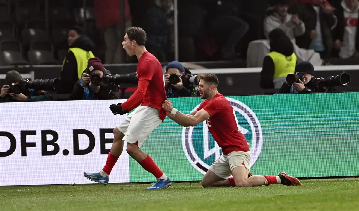 Türkiye deplasmanda Almanya'yı 3-2 mağlup etti